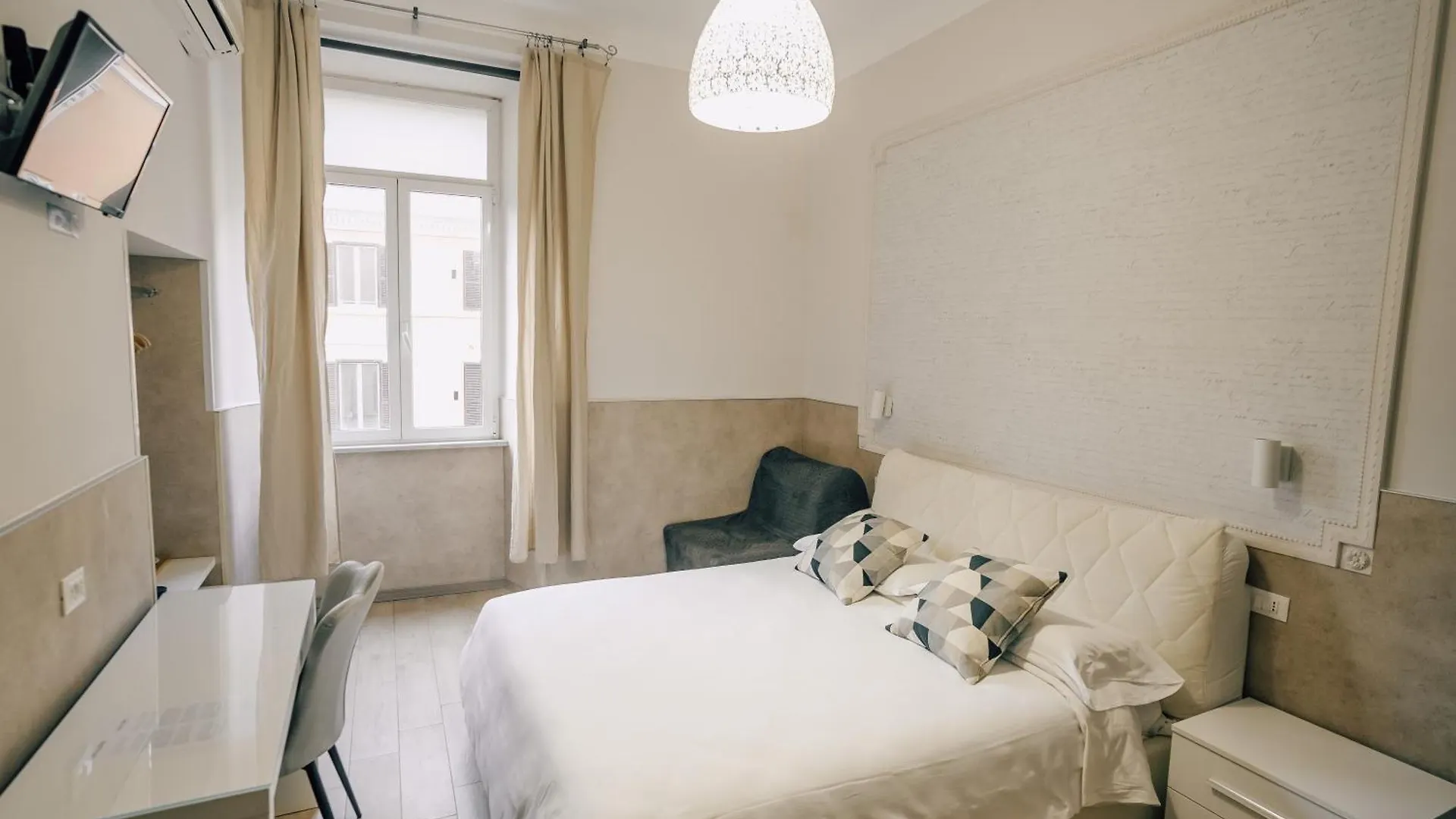 Mirabilia House Hotel Rome 0*,  Italy