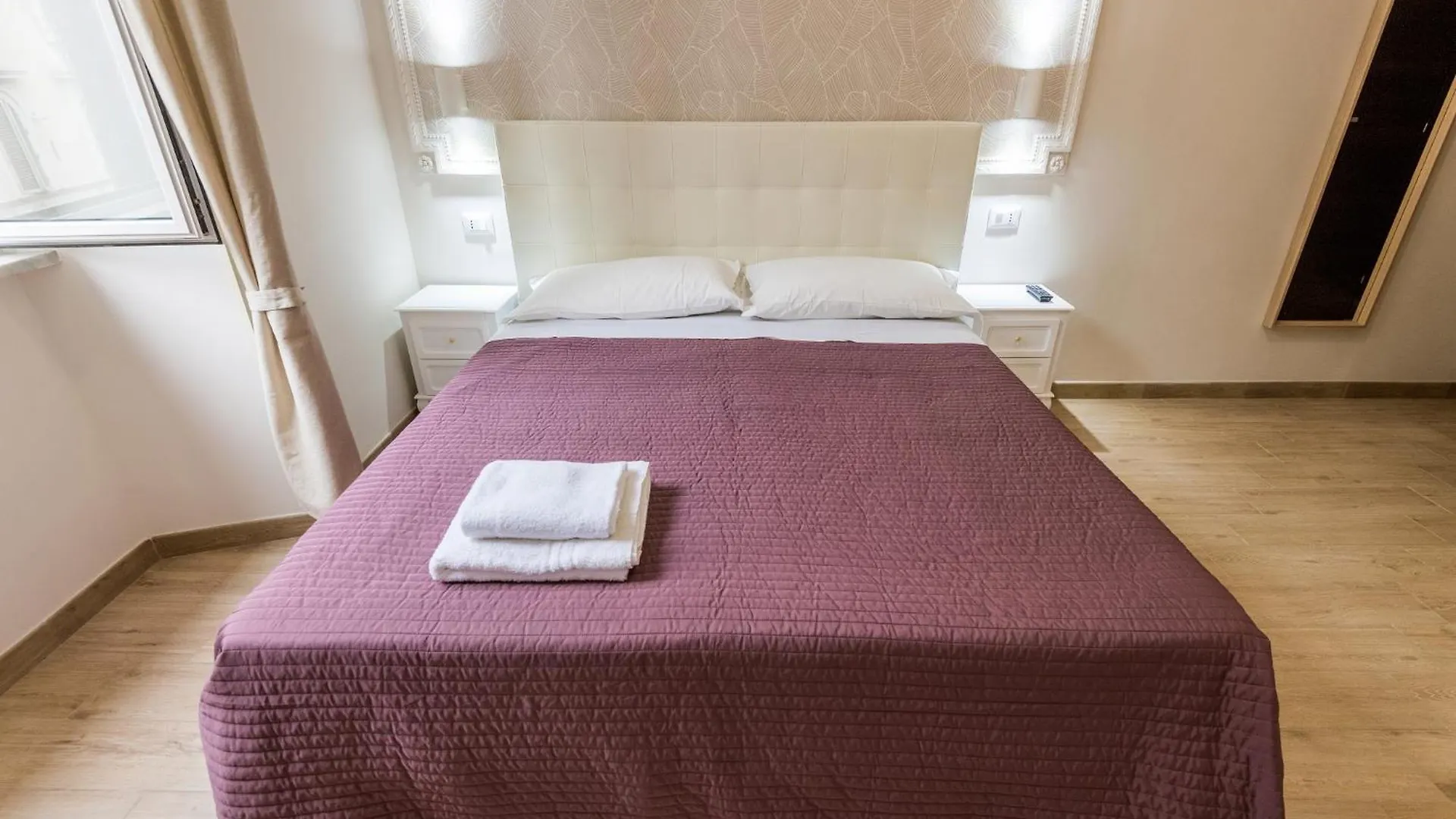 Hotel Mirabilia House Roma Italia