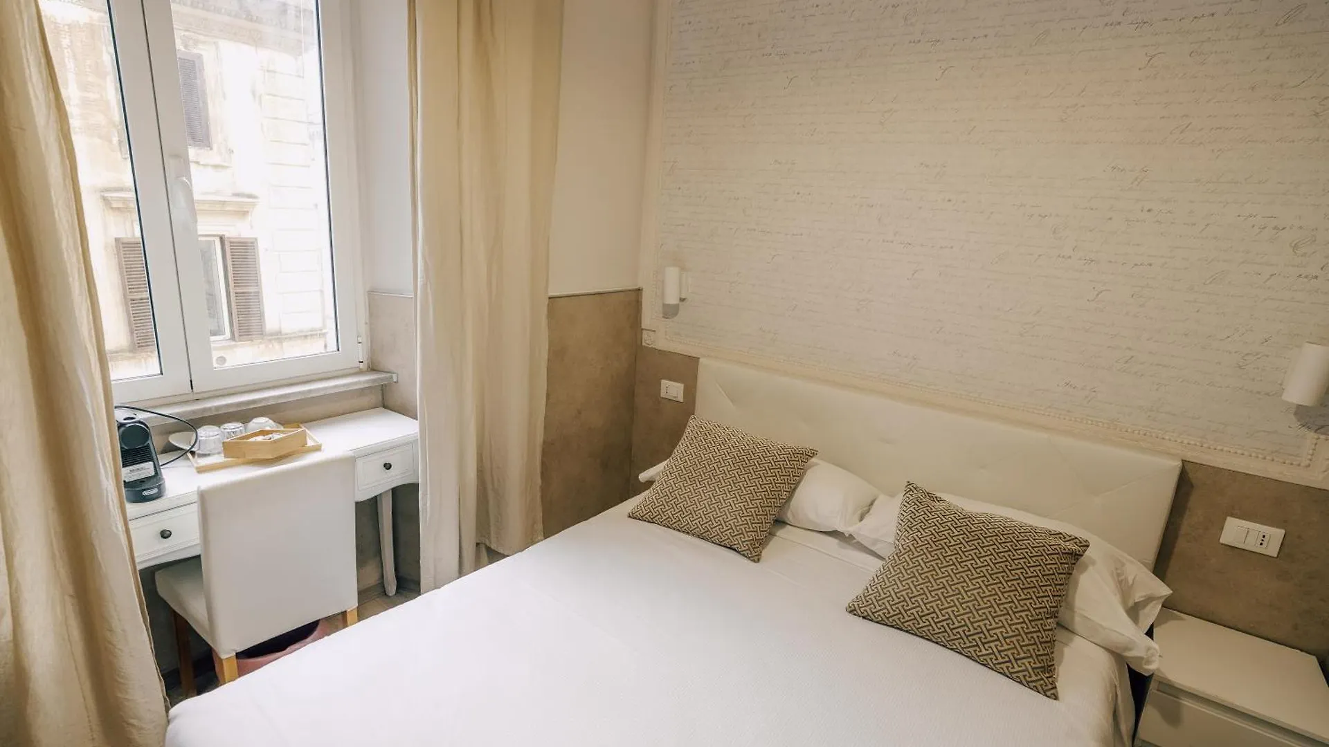 Hotel Mirabilia House Roma
