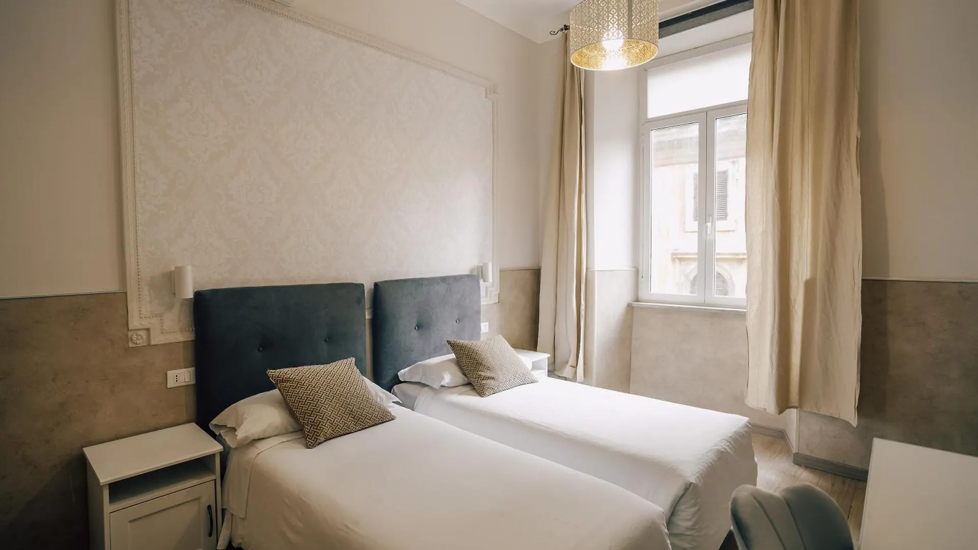 Affittacamere Hotel Mirabilia House Roma
