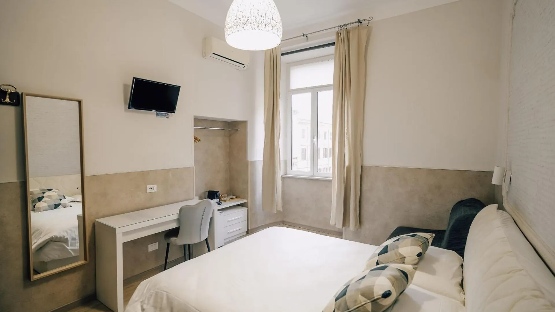 Affittacamere Hotel Mirabilia House Roma