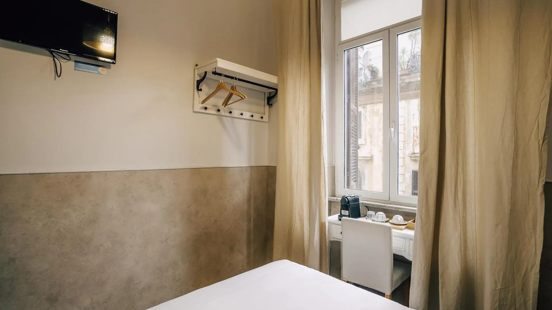 Hotel Mirabilia House Roma 0*,