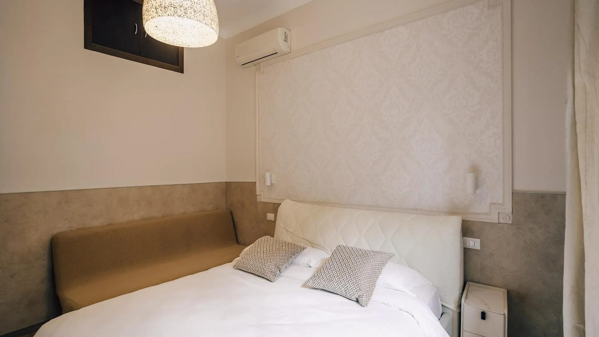 Mirabilia House Hotel Rome Guest house